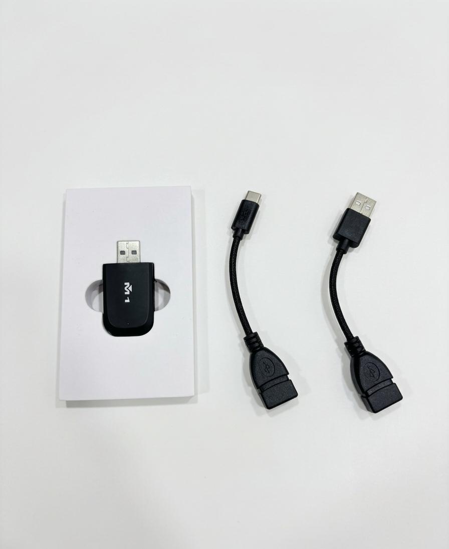 M1 CARPLAY WIRELESS ADAPTER